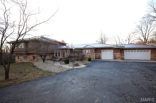 2415 Zent Dr, Vandalia, IL, 62471-3622 | Card Image