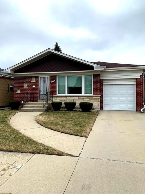 7609 W Gunnison St, Norridge, IL, 60706-3301 | Card Image