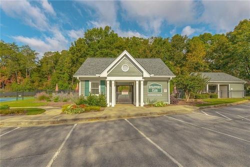 6060 Rockingham Way, Gainesville, GA, 30506-6933 | Card Image