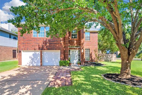 1704 Fort Grant Dr, Round Rock, TX, 78665-7819 | Card Image
