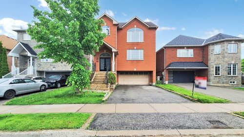 183 Alfred Smith Way, Newmarket, ON, L3X3C3 | Card Image