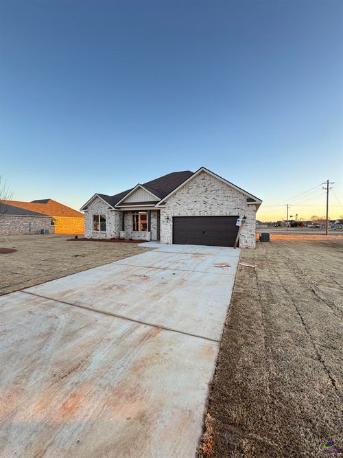 202 Farmland Circle, Perry, GA, 31069 | Card Image