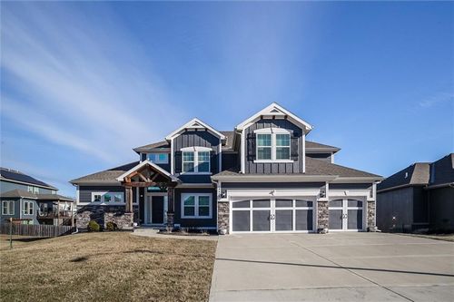 10423 Chelsea Ave, Kansas City, MO, 64156-3122 | Card Image