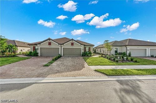 15197 Sacile St, NAPLES, FL, 34114-3181 | Card Image