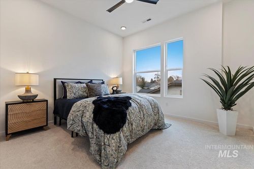 2031 S Makar Ln, Boise, ID, 83706-4405 | Card Image