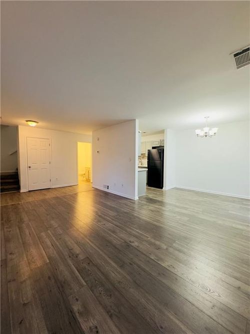 3759 Mulkey Cir Sw, Marietta, GA, 30008-5813 | Card Image