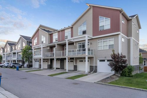 638 Redstone View Ne, Calgary, AB, T3N0M9 | Card Image