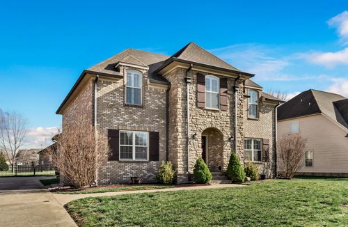 1085 Willow Cir, Clarksville, TN, 37043-6861 | Card Image