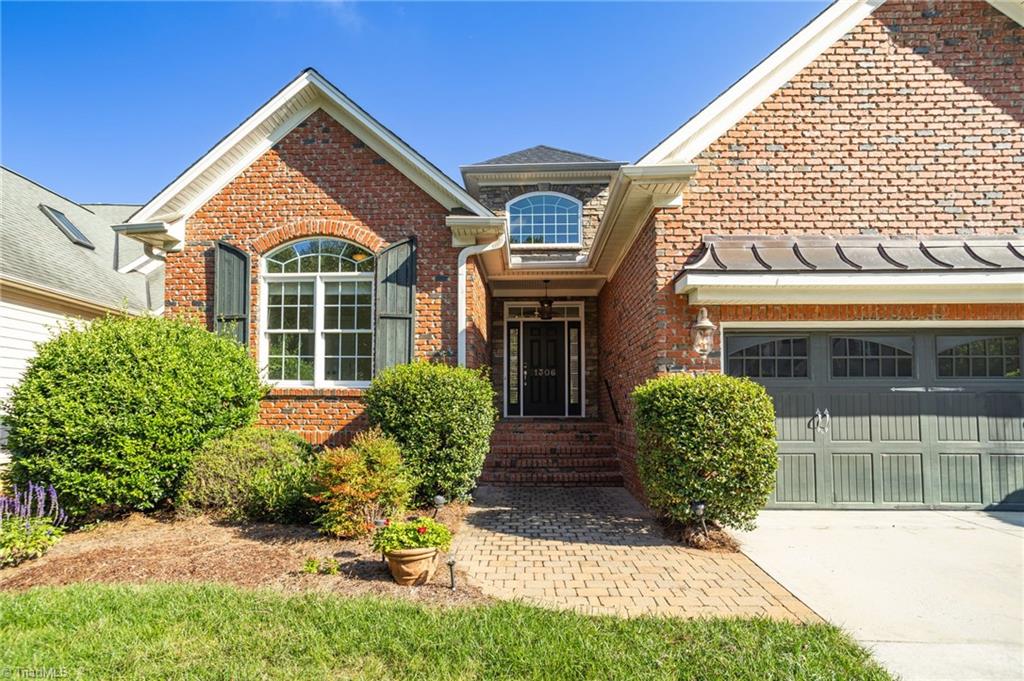 Westminster Dr, Greensboro, NC 27410