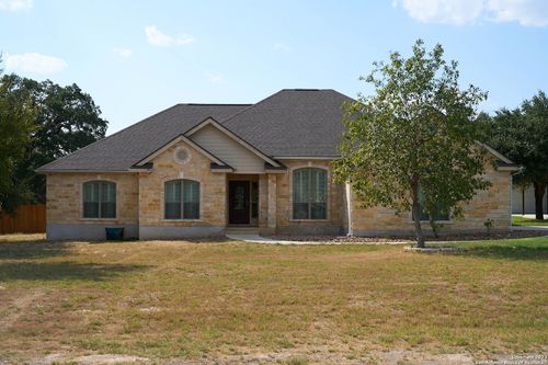 129 Abrego Ridge Dr, Floresville, TX, 78114-6667 | Card Image