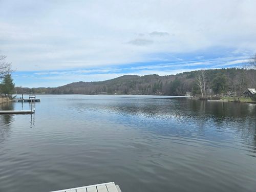 16 W Shore Dr, Tinmouth, VT, 05773-1143 | Card Image