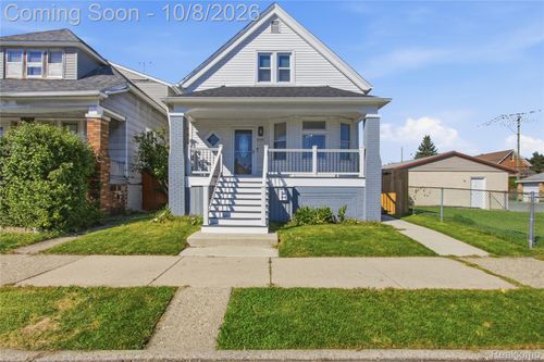 2055 Evaline St, Hamtramck, MI, 48212-4023 | Card Image