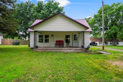 1801 N Country Club Road, House other with 3 bedrooms, 1 bathrooms and null parking in Muskogee OK | Image 3