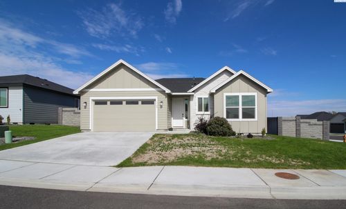 7788 Cardinal Peak St, West Richland, WA, 99353-2004 | Card Image