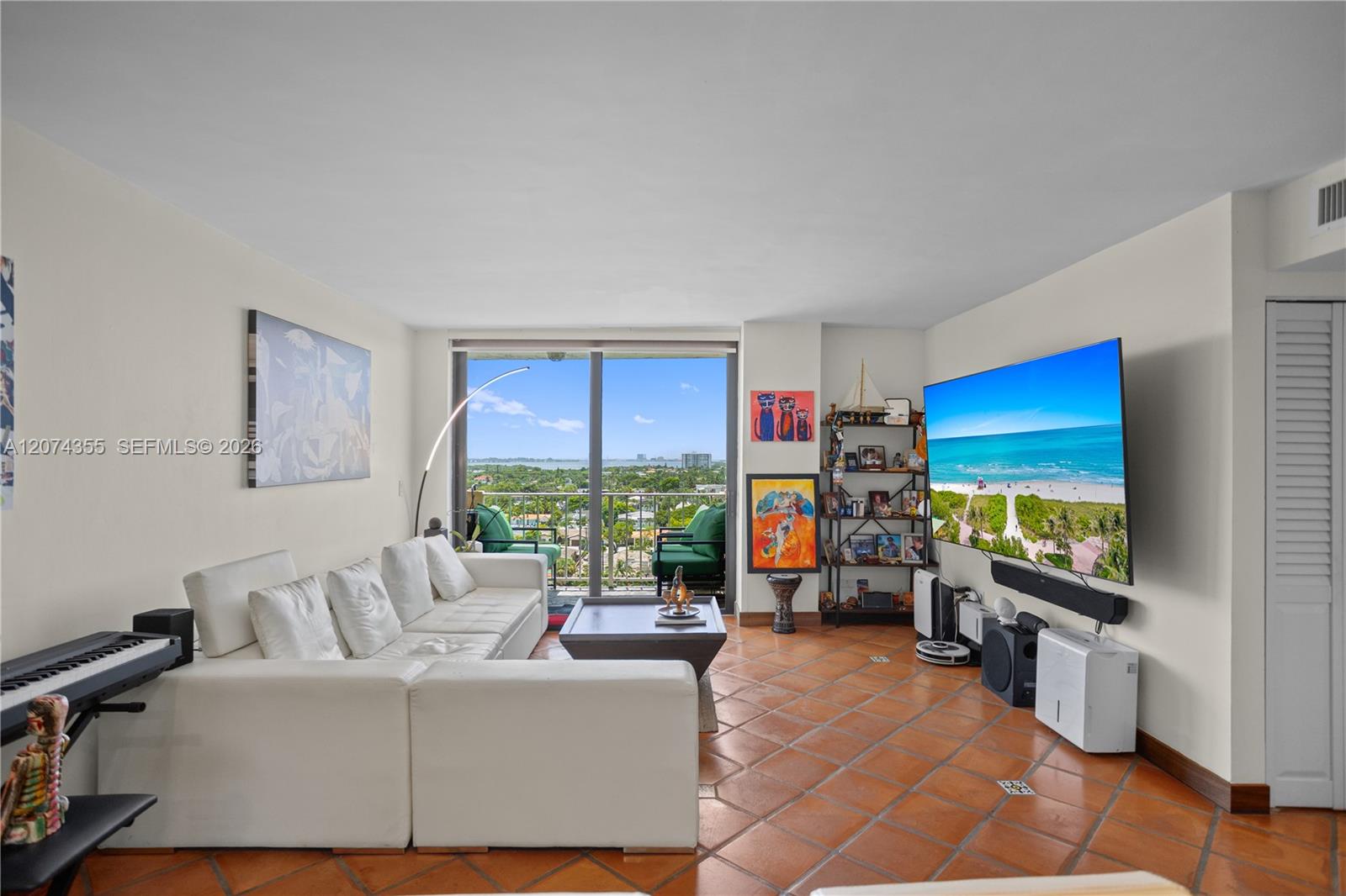 Residential in North Miami