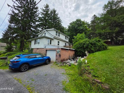191 Baker Ln, Altoona, PA, 16601-9650 | Card Image