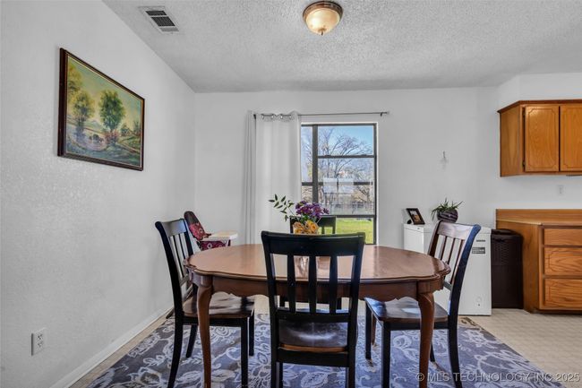 4795 Inwood Rd, House other with 3 bedrooms, 2 bathrooms and null parking in Healdton OK | Image 6