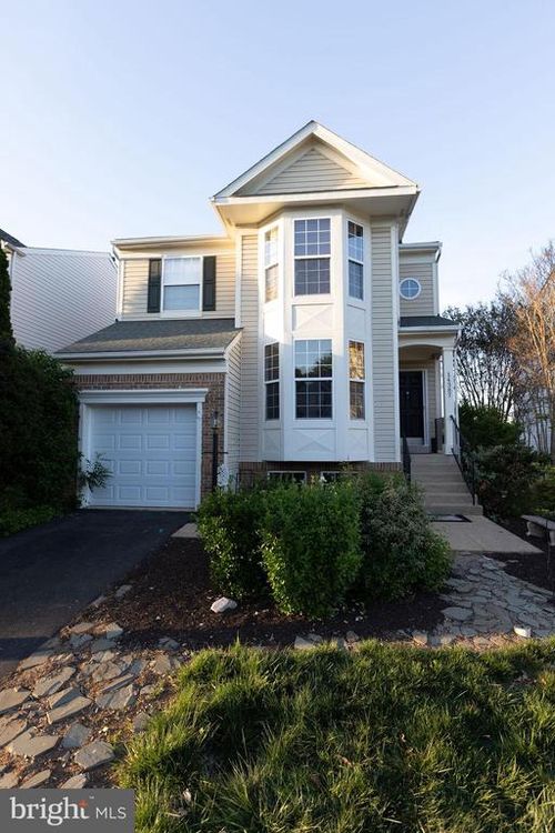 14387 Newbern Loop, GAINESVILLE, VA, 20155-1476 | Card Image