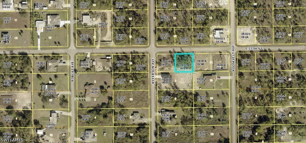 Land in Lehigh Acres 2