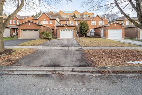 21 Mcbrien Crt, Whitby, ON, L1R2C8 | Card Image