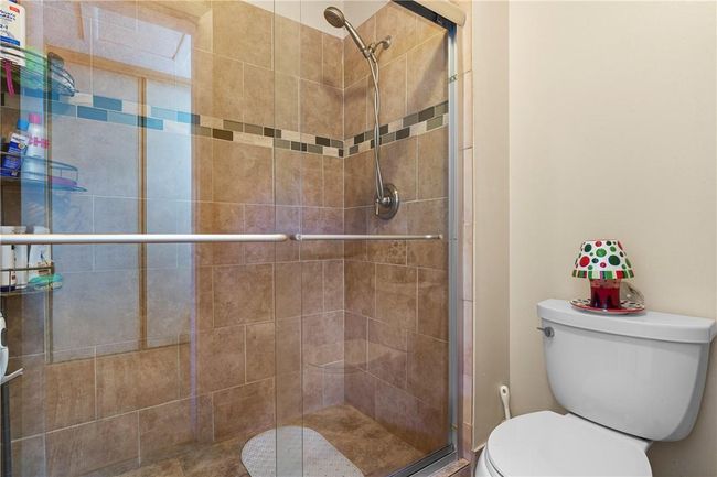 Master Bath | Image 15