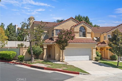 18 Calle Del Rodeo, Phillips Ranch, CA, 91766-4749 | Card Image