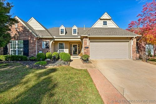 8927 62nd Ct, Tulsa, OK, 74133-6362 | Card Image