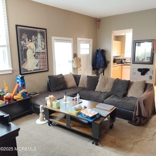 1e-410 6th Ave, Asbury Park, NJ, 07712-5406 | Card Image