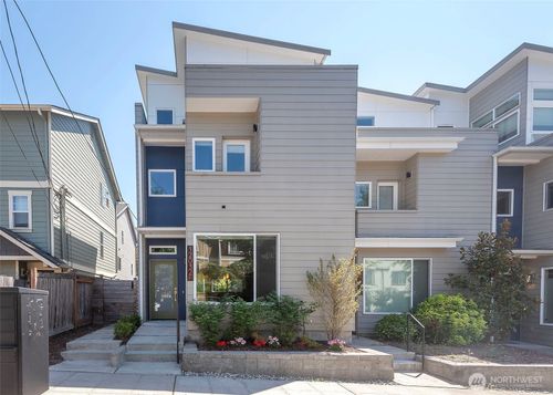 f-12032 33rd Ave Ne, Seattle, WA, 98125-5608 | Card Image