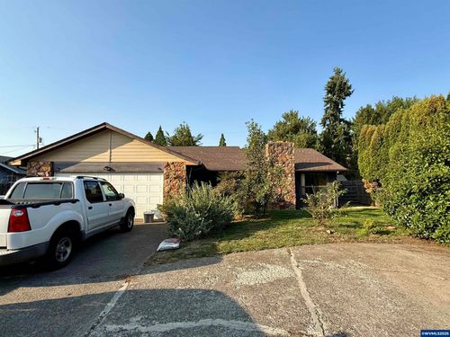 945 W Oak St, Lebanon, OR, 97355-1766 | Card Image