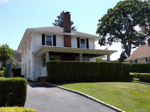 42 Brambach Ave, Scarsdale, NY, 10583-5223 | Card Image
