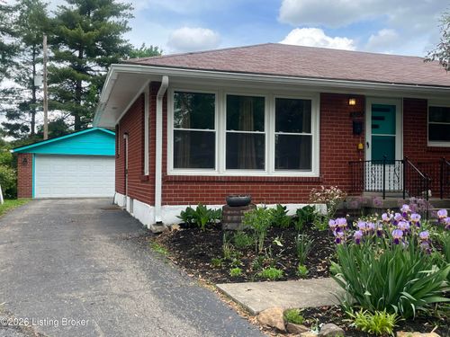 3207 Ellis Way, Louisville, KY, 40220-1941 | Card Image