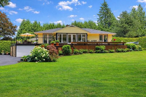 7050 115 St, Delta, BC, V4E1X6 | Card Image