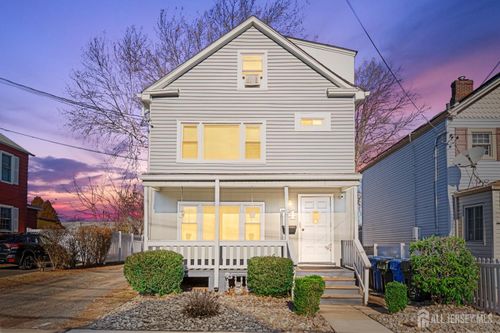 74 Albert St, WOODBRIDGE, NJ, 07095-2857 | Card Image