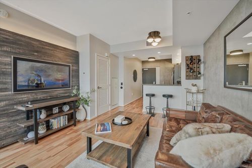 1603-321 10th Ave, San Diego, CA, 92101 | Card Image