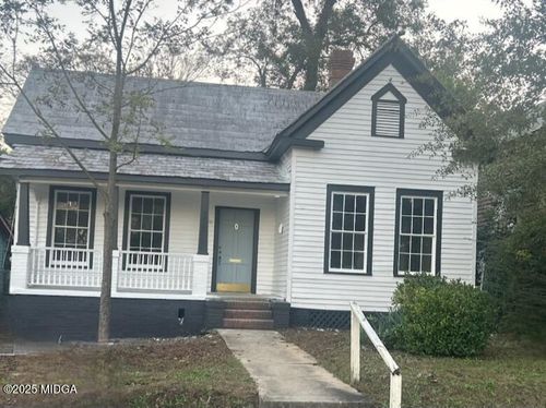 832 Elm St, Macon, GA, 31201-2229 | Card Image