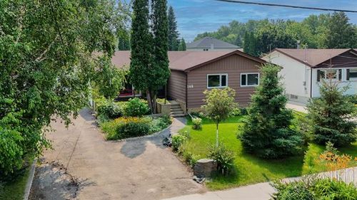 148 Arden Ave, Winnipeg, MB, R2M2K3 | Card Image