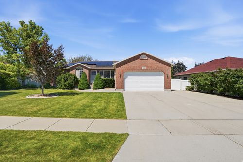 4684 Sunny Meadow Dr, South Jordan, UT, 84009-2783 | Card Image