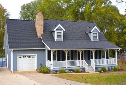 1611 Hood Ave, Scottsboro, AL, 35769-4117 | Card Image