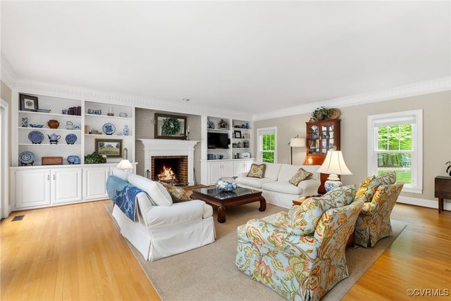built-ins, gas burning fireplace | Image 4