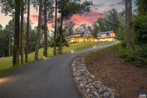111 Falcon Dr, CHARLOTTESVILLE, VA, 22901-2035 | Card Image