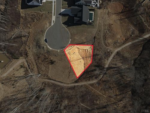 127 Courtney Springs Dr, Lynchburg, VA, 24503-2817 | Card Image