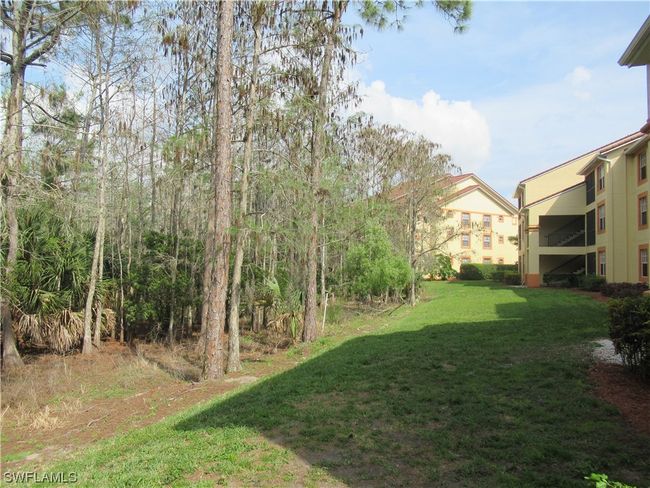 APT-818 - 7950 Preserve Cir, Condo with 2 bedrooms, 2 bathrooms and null parking in NAPLES FL | Image 14