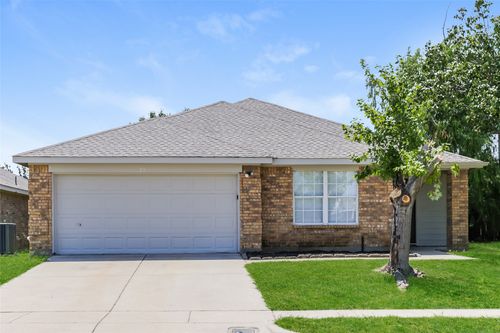 213 Prairie Gulch Dr, Fort Worth, TX, 76140-5567 | Card Image