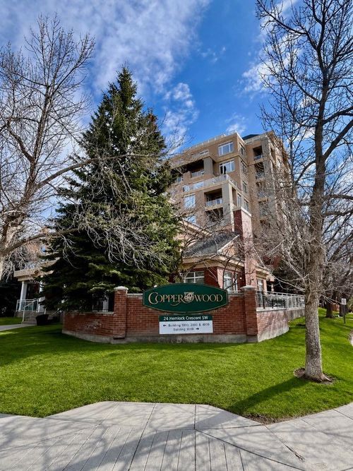 4107-24 Hemlock Cres Sw, Calgary, AB, T3C2Z1 | Card Image