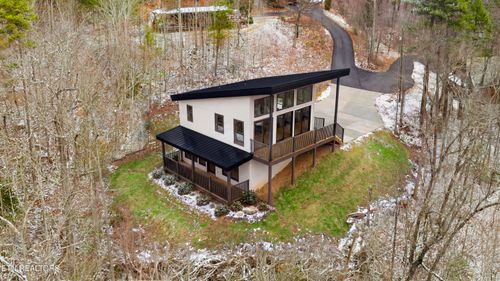 2736 Pine Crest Lane, Sevierville, TN, 37862 | Card Image