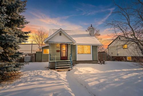 5811 43 Ave, Red Deer, AB, T4N3E5 | Card Image