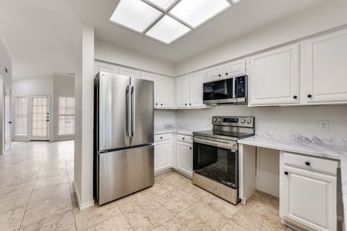 239-401 Pebble Way, Arlington, TX, 76006-3503 | Card Image