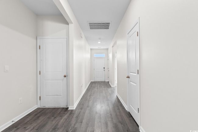 1128 Sennema Cir, House other with 4 bedrooms, 2 bathrooms and 4 parking in Myrtle Beach SC | Image 4