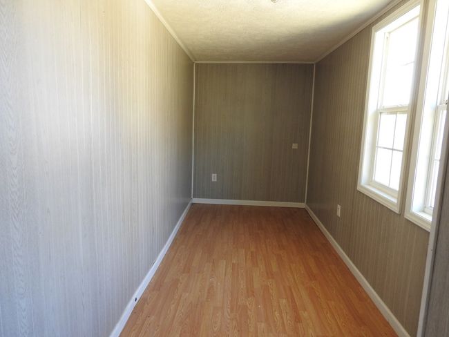 106 S Boss Row, House other with 3 bedrooms, 2 bathrooms and null parking in Fries VA | Image 22